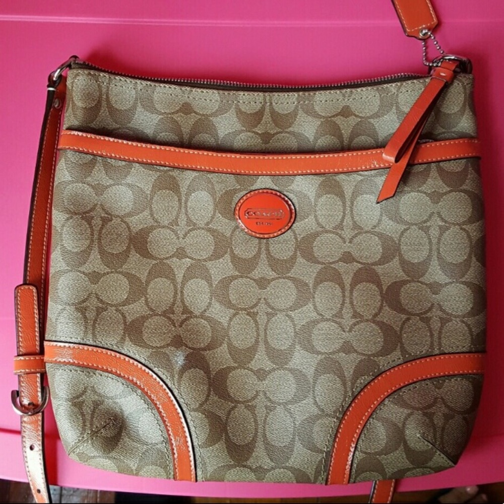 Coach Crossover Bag (tan/orange)